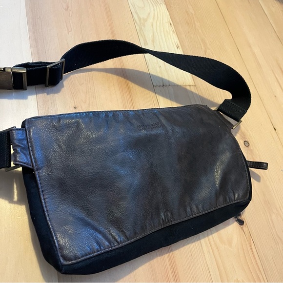 Matt & Nat Fanny Pack - Picture 4 of 8